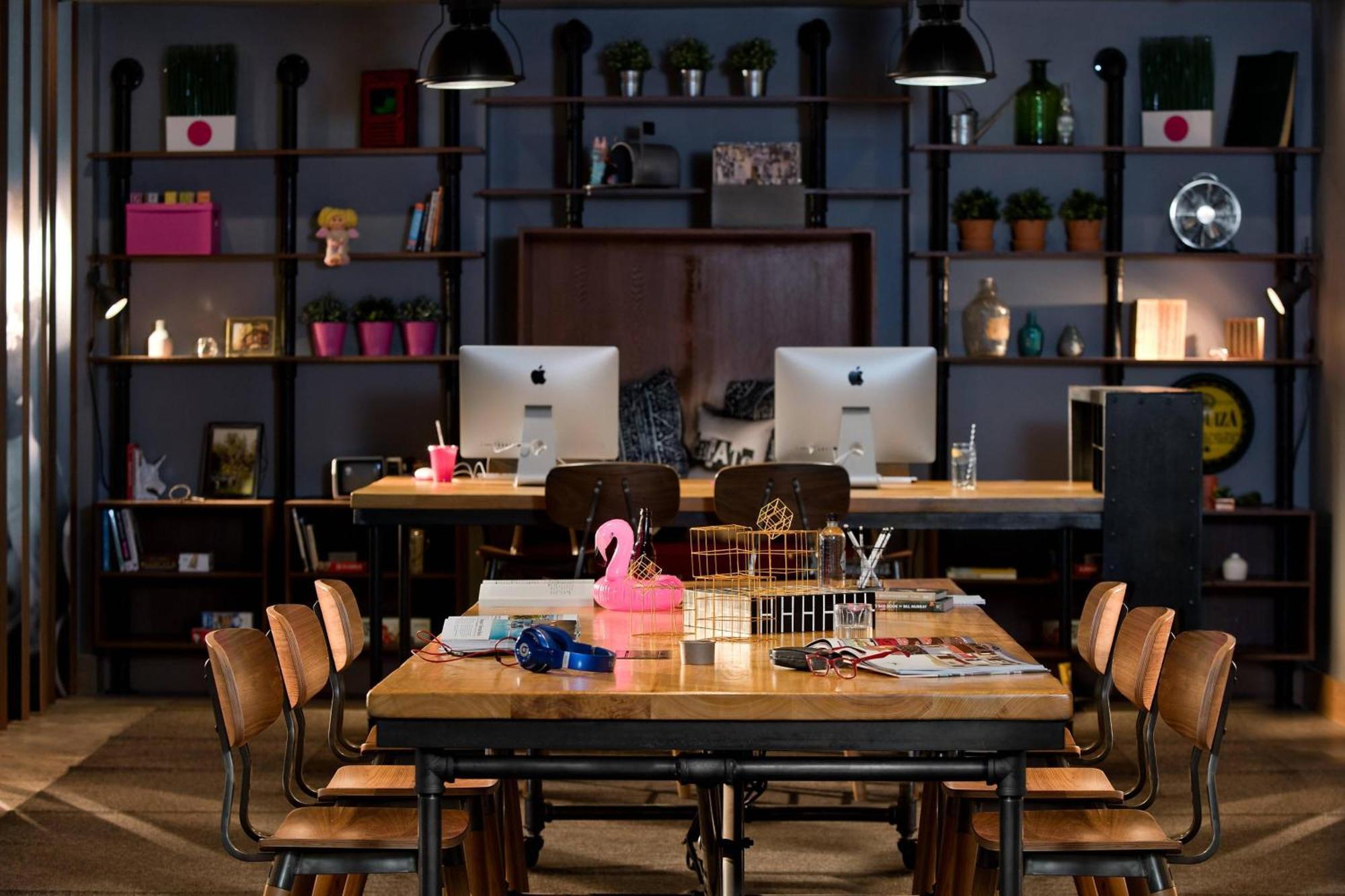 Moxy Phoenix Tempe/Asu Area Exteriör bild