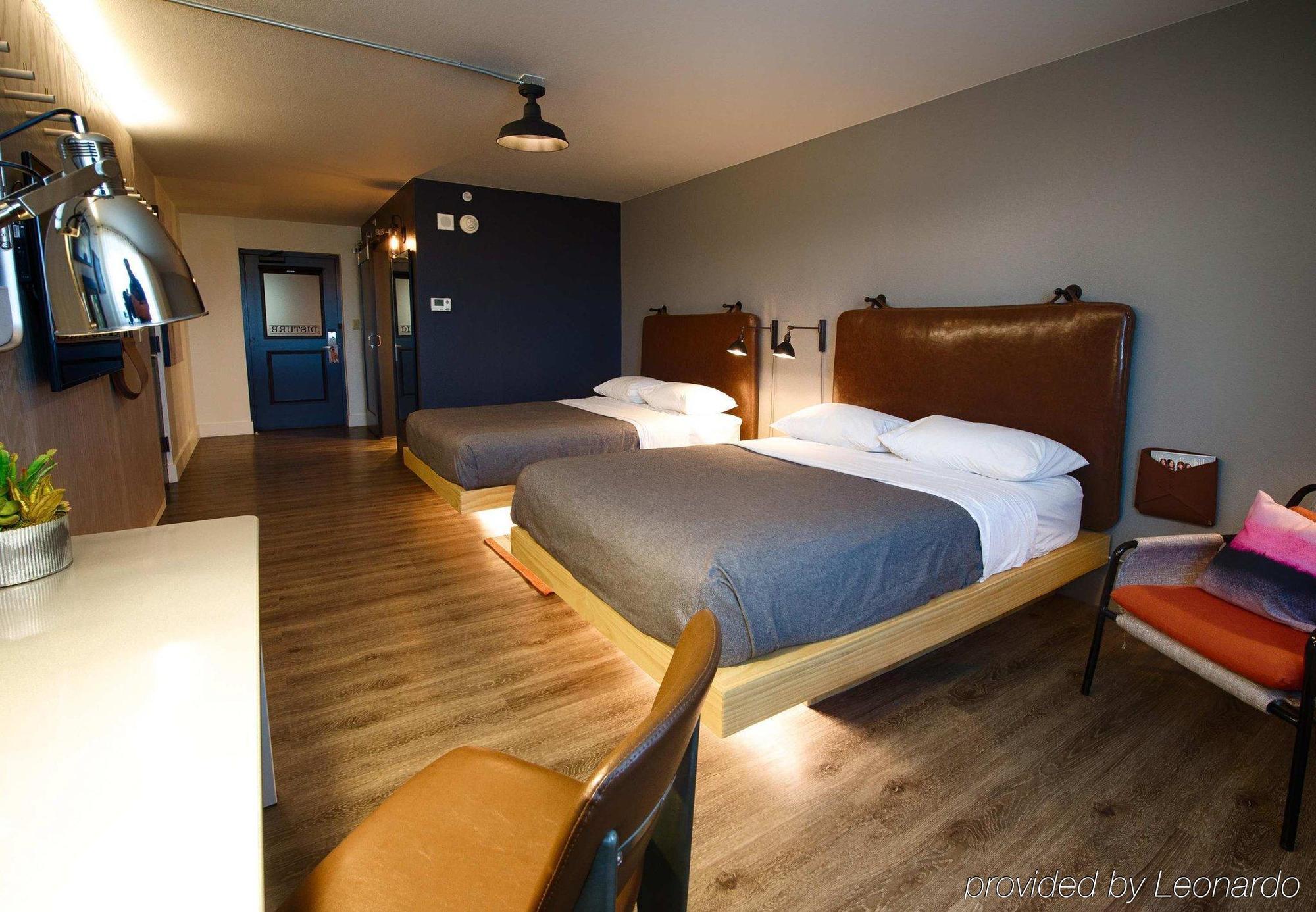 Moxy Phoenix Tempe/Asu Area Exteriör bild