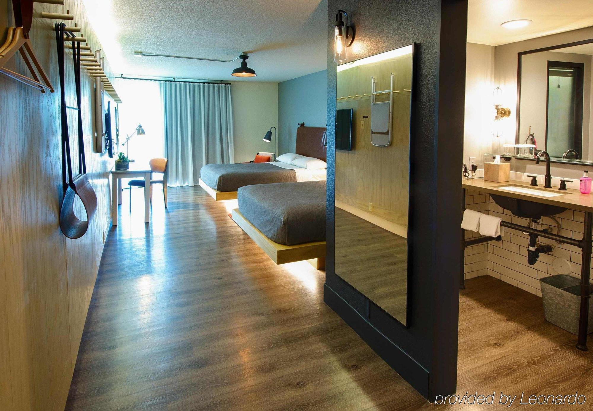 Moxy Phoenix Tempe/Asu Area Exteriör bild