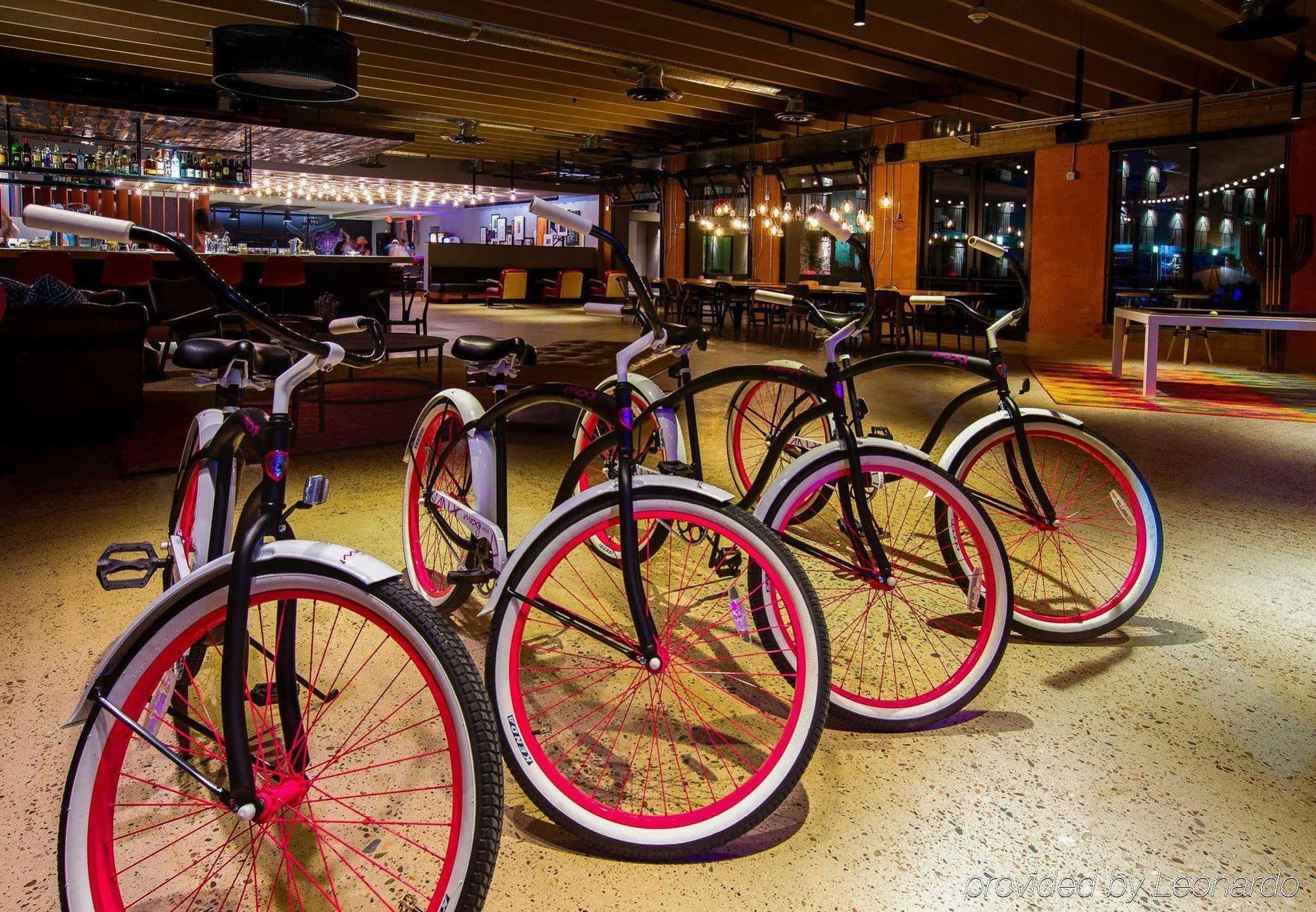 Moxy Phoenix Tempe/Asu Area Exteriör bild