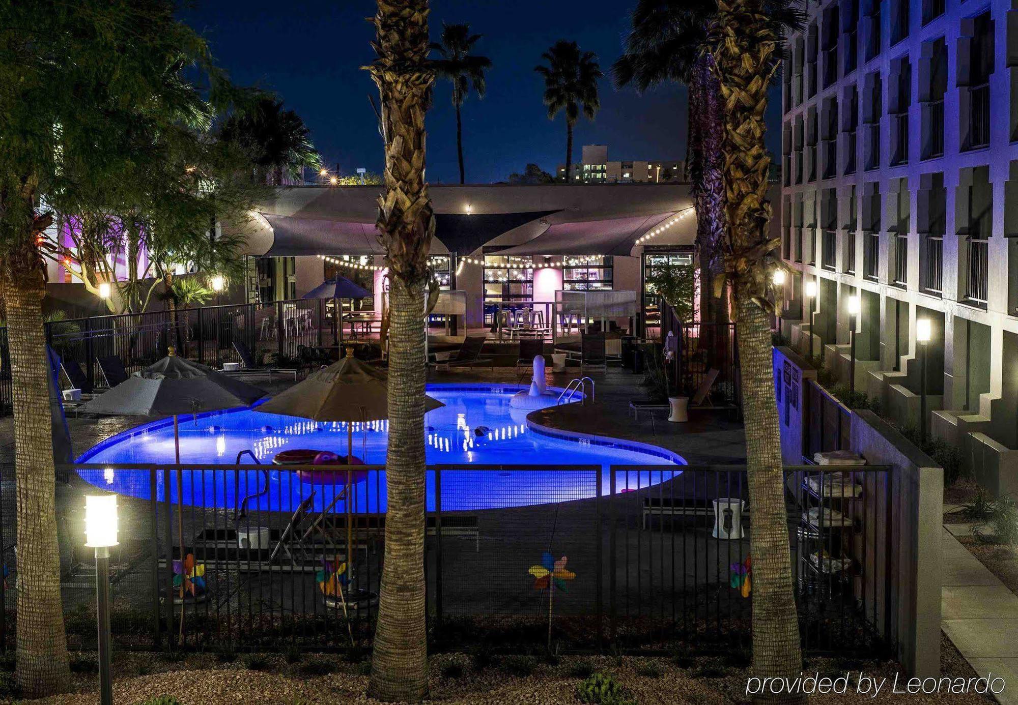 Moxy Phoenix Tempe/Asu Area Exteriör bild
